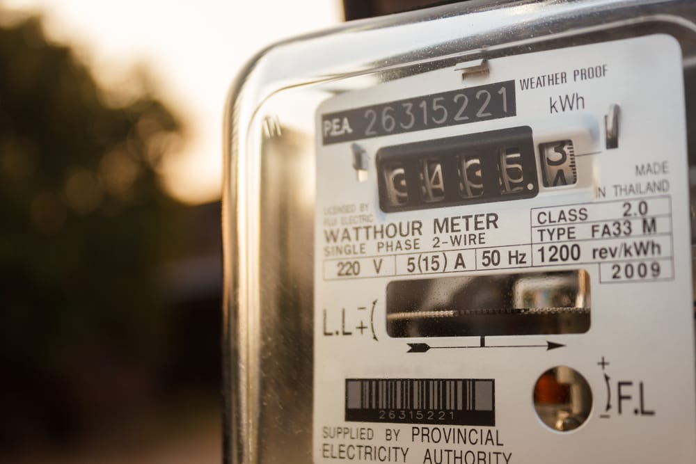 Qual o tamanho da caixa do medidor de energia? 4 caixa medidor de energia 3